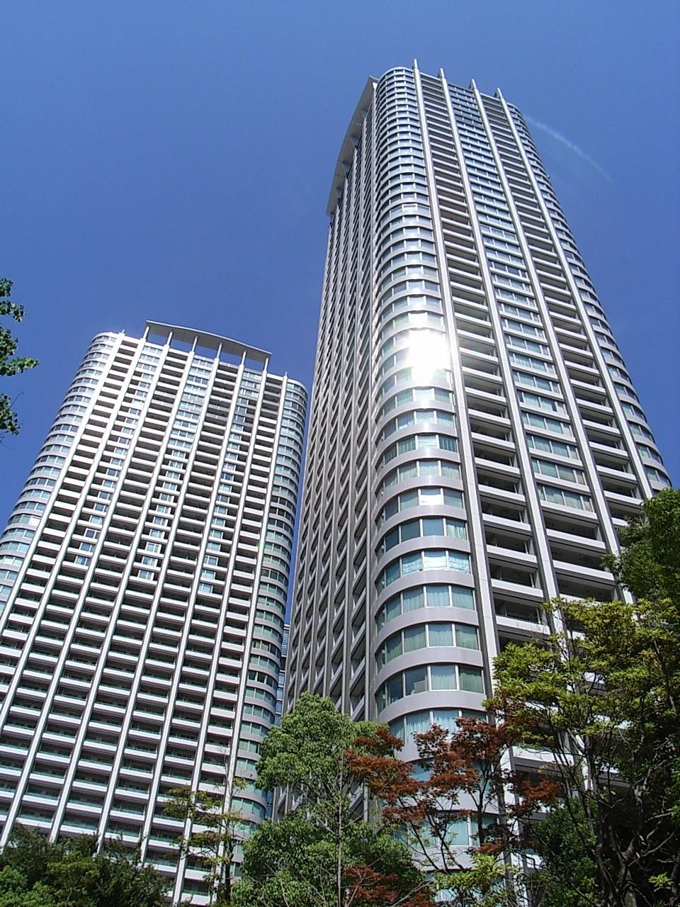 Local appearance photo. Local (10 May 2013) Shooting