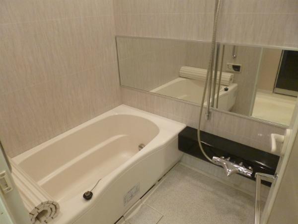 Bathroom. 1418 size Otobasu (Bathroom Dryer, Reheating, 24-hour ventilation systems with. )