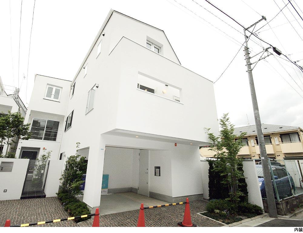 Building plan example (exterior photos). Building plan example Building price 18 million yen, Building area 104.11 sq m