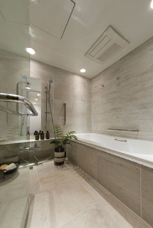 Interior.  [Jackson Co. bathtub] A reputation at the height of quality, Adopted Jackson Co. bathtub. Also, In part of the bathroom wall is using as it is reproduction of the Italian production of the border tile a soft color and texture of natural stone.