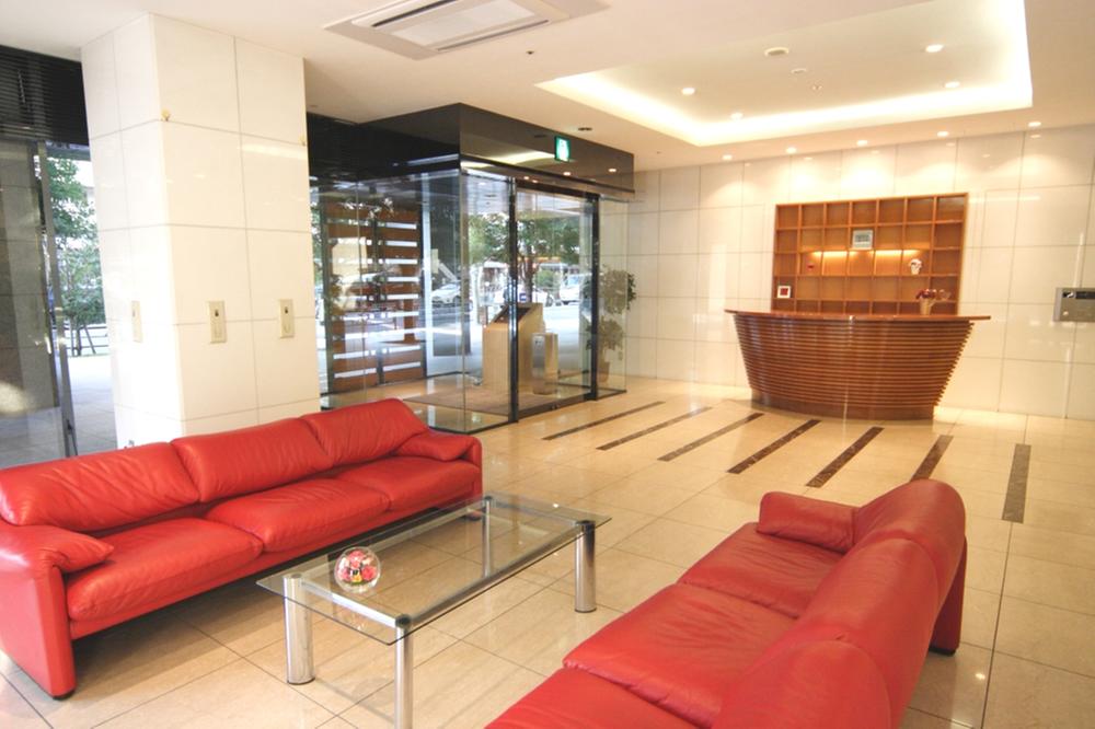 lobby. Entrance Lounge