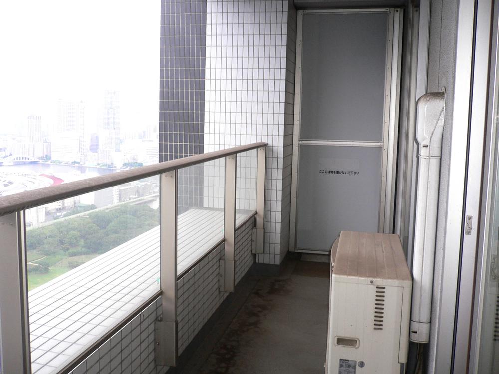 Balcony. Local (10 May 2013) Shooting