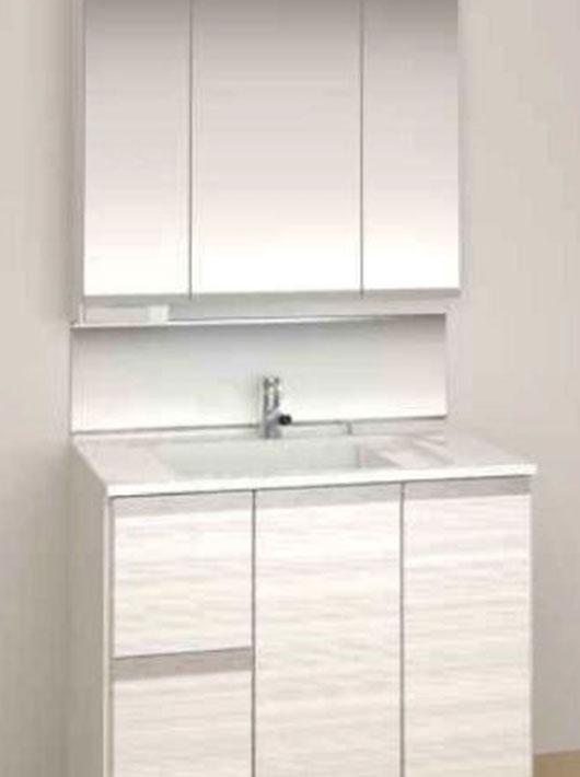 Wash basin, toilet. Complete image