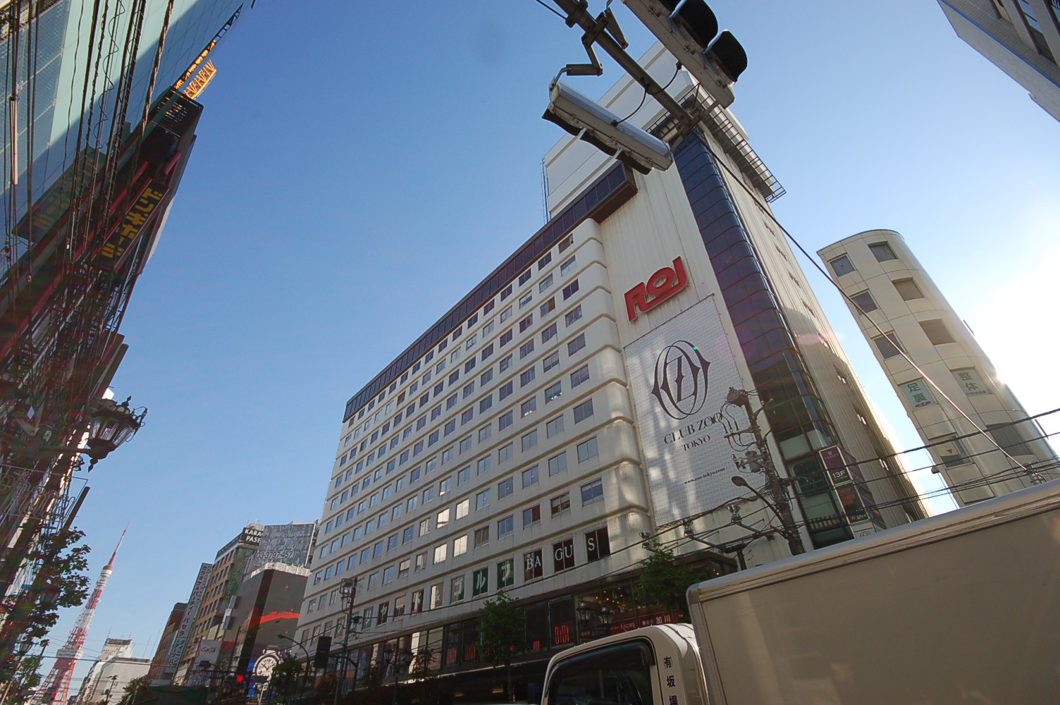 Shopping centre. 295m to lower Roppongi (shopping center)