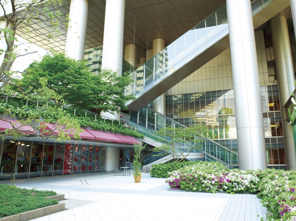 Surrounding environment. Izumi Garden (about 520m / 7-minute walk)