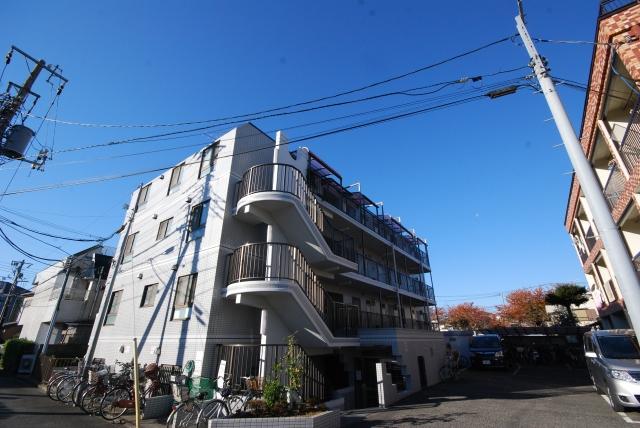 Local appearance photo. Close to public facilities and schools, Super is also good living environment has been dotted