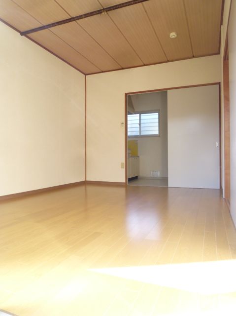 Living and room. It was instead from Japanese-style Western-style.