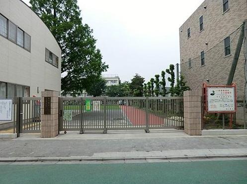 Primary school. 1100m to Kitano elementary school