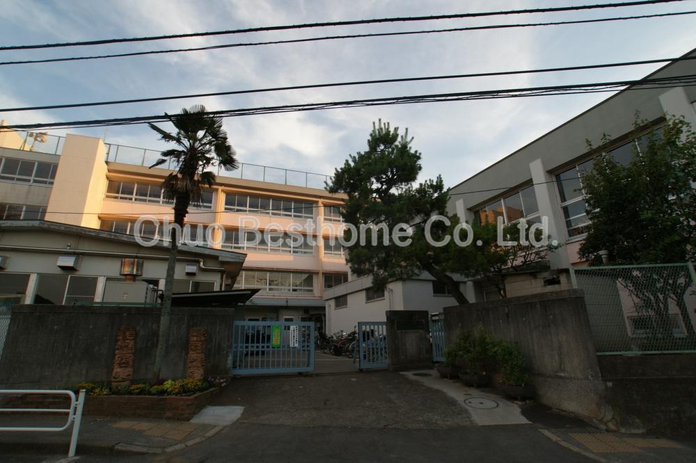 Primary school. 375m to Mitaka school Mitaka Municipal fifth elementary school