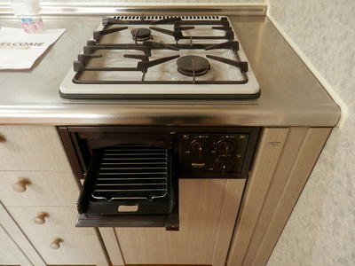 Kitchen.  ◆ Gas 2-neck ・ Kitchen with grill ◆ 