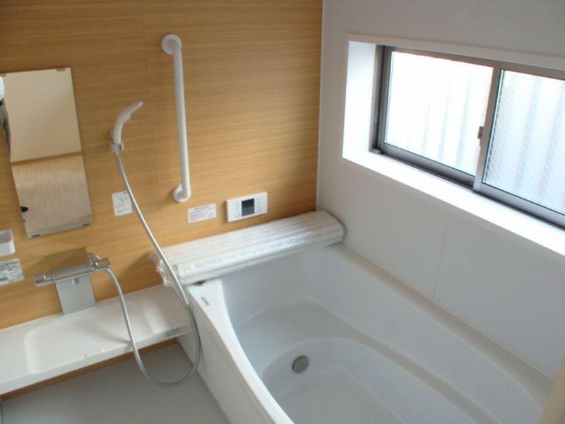 Same specifications photo (bathroom). Enforcement example photo