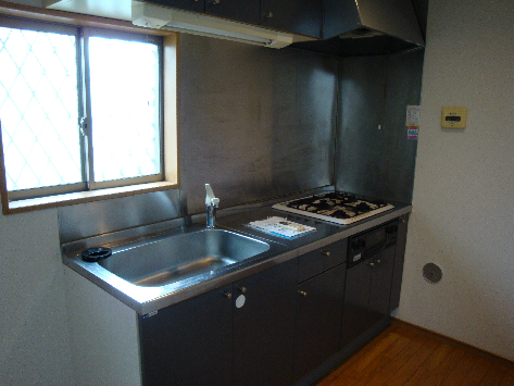 Kitchen. System Kitchen 3 lot gas stoves