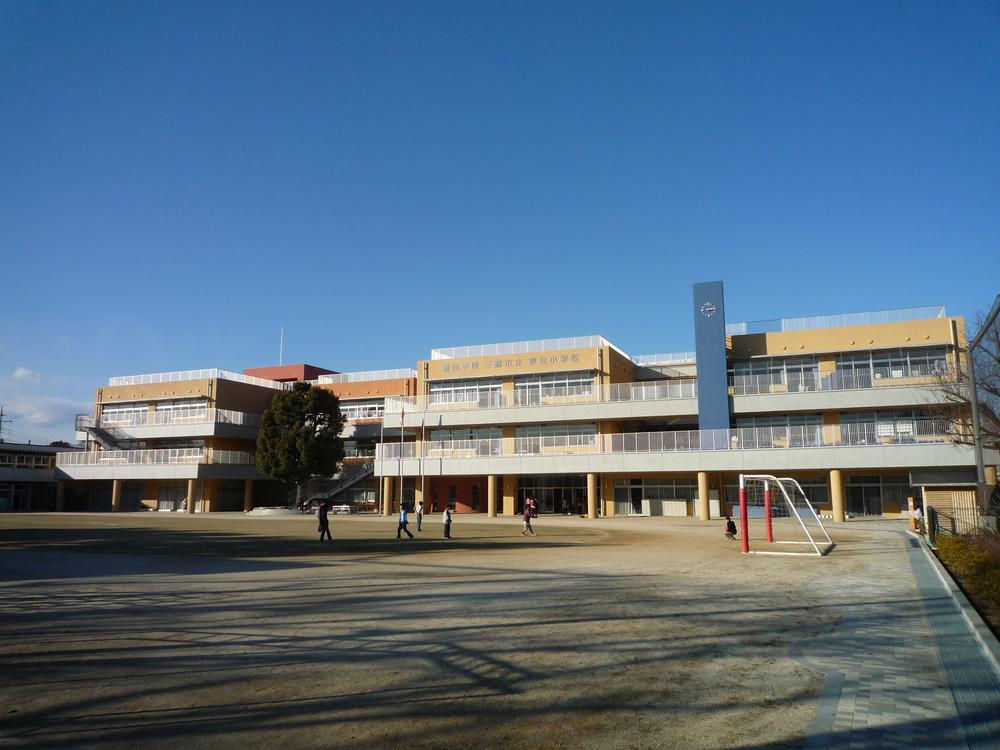 Primary school. Dongtai elementary school Now clean and renovated. 