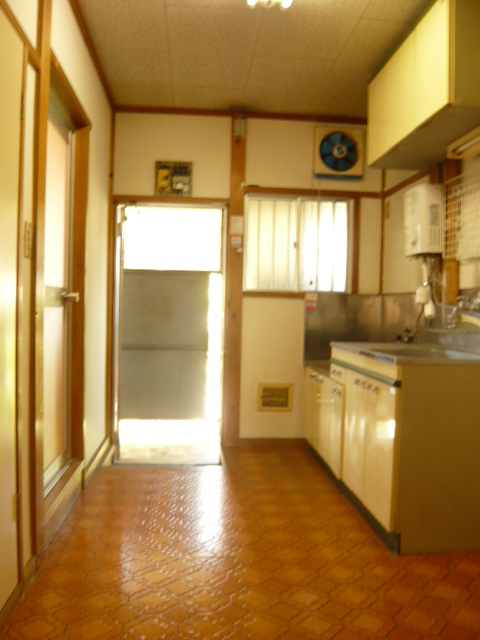 Kitchen. Room is a kitchen! 