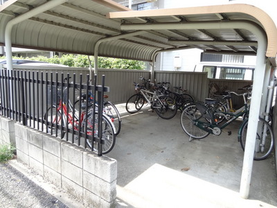 Other common areas. Covered parking lot. Medium-sized bike parked possible.