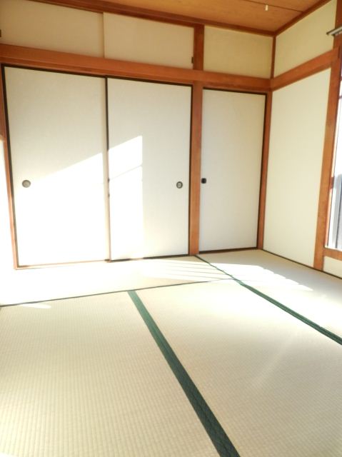 Living and room. This room of the Japanese-style room of calm atmosphere