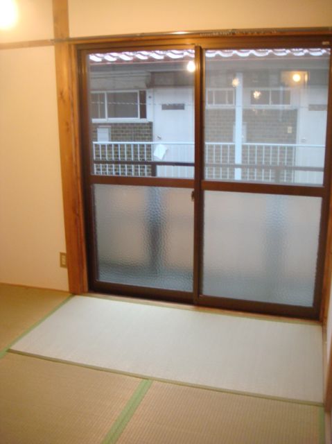 Living and room. Is a Japanese-style room