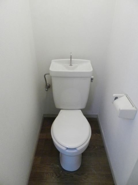 Toilet. bus, Restroom.