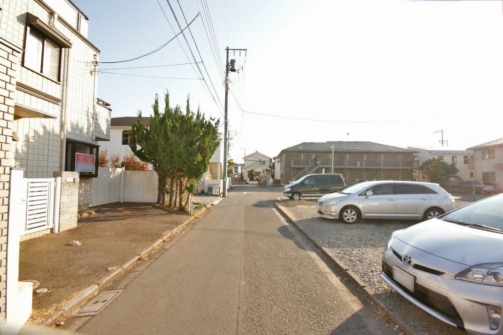 Local photos, including front road. Effortlessly frontage is widely garage.