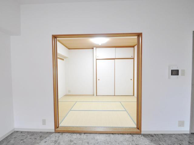 Non-living room. Mitaka City House Japanese-style room