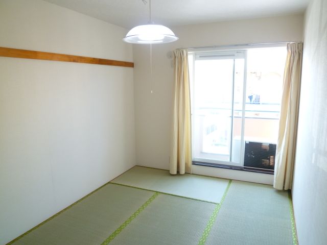 Living and room. Chillin space of Japanese-style room