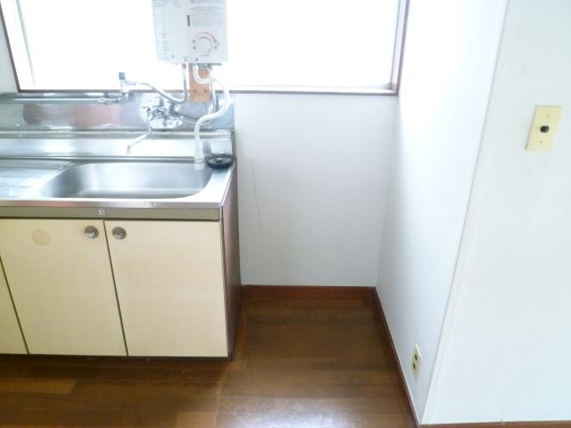 Other room space. Refrigerator Storage ☆