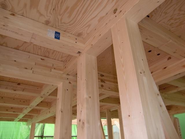 Other. 4 cun (12 cm) for pillars use, It is also a strong earthquake in boned housing.