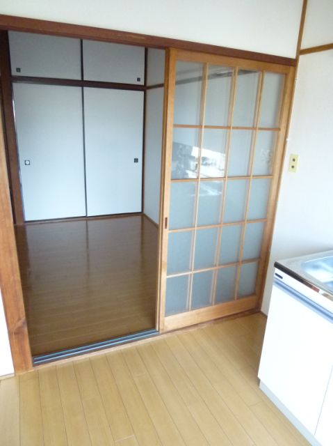 Living and room. Kitchen space ☆ There is a feeling of opening because there is a window