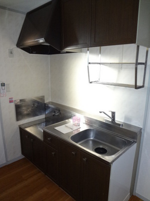 Kitchen.  ◆ Stove-mounted kitchen ◆ 