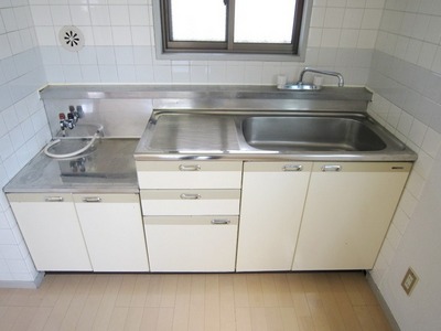 Kitchen. Two-burner stove installation Allowed Kitchen