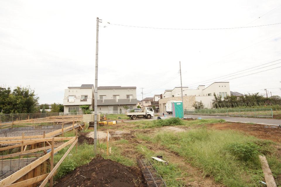 Local appearance photo. There is also land sale.