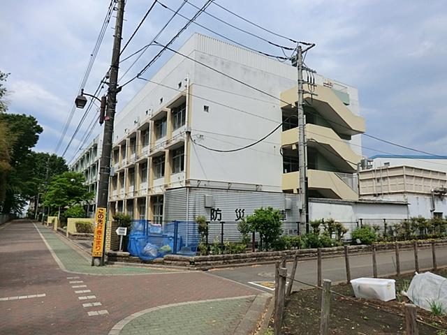 Junior high school. Mitaka City Tatsudai 1332m Up to seven junior high school