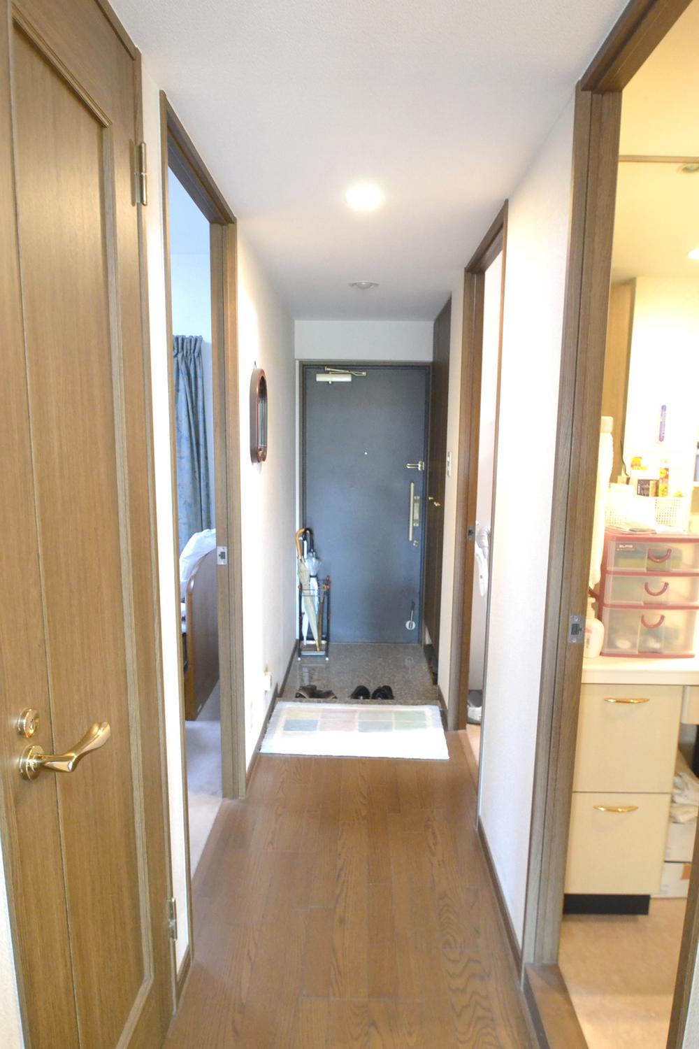 Other introspection. Indoor (12 May 2013) Shooting