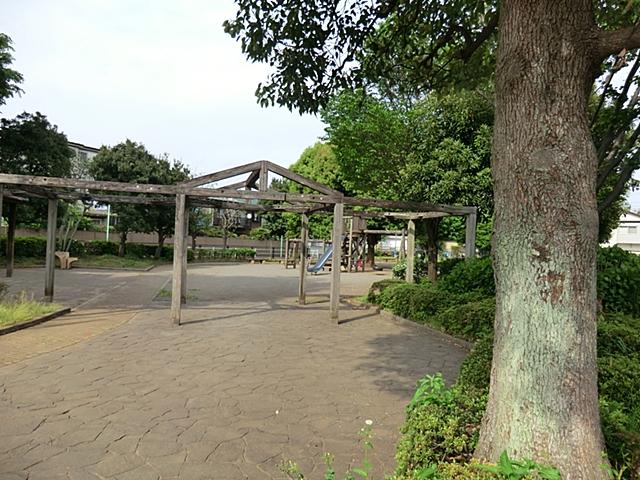 park. 100m until the square children amusement of Iguchi sun