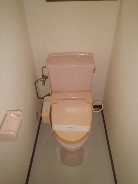 Toilet.  ☆ Bidet with function ☆ 