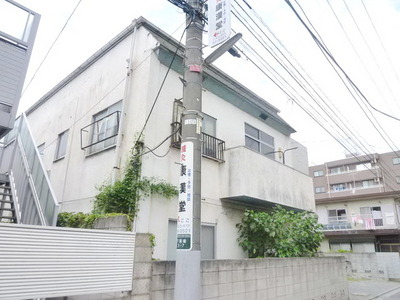 Building appearance. A quiet residential area