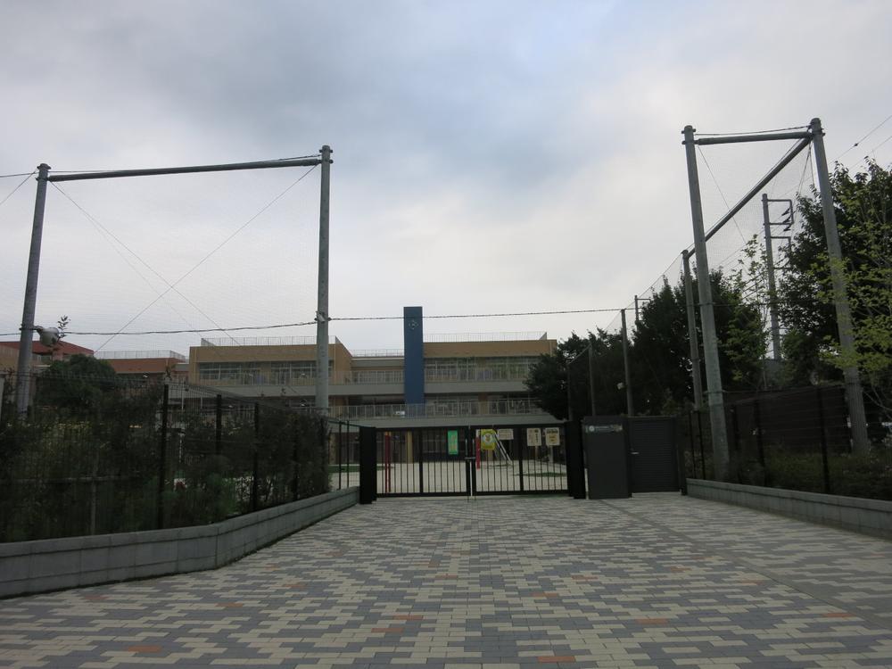 Primary school. 539m until the Mitaka Municipal Dongtai Elementary School