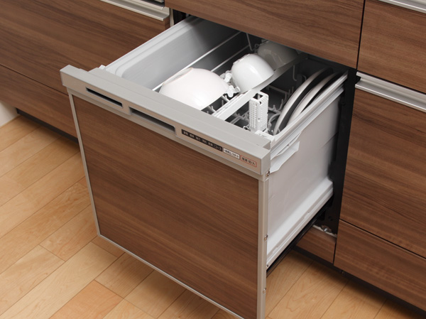 Kitchen.  [Built-in dishwasher dryer] Equipped with a dish washing and drying machine to ease the cleanup. Carried out in automatic to dryness from the cleaning of tableware, To efficiently support the kitchen work.