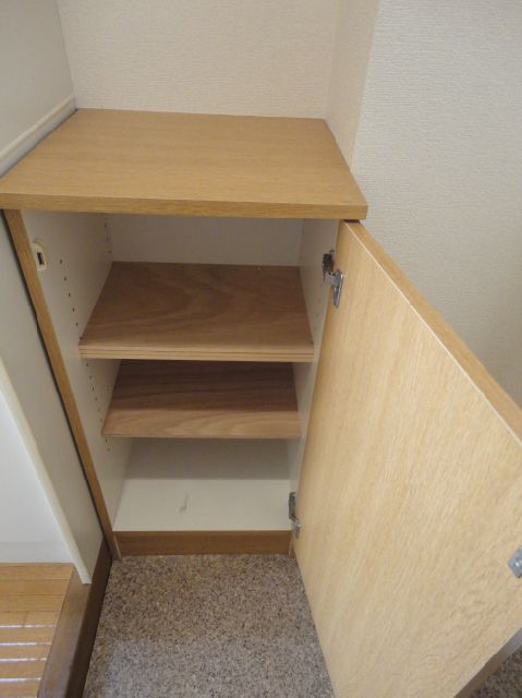 Other room space. Cupboard