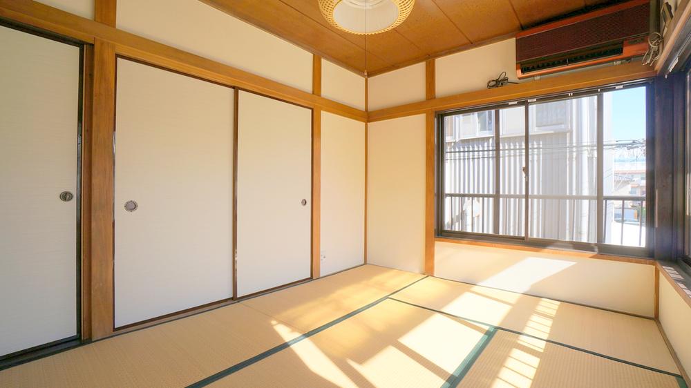 Other introspection. Japanese style room