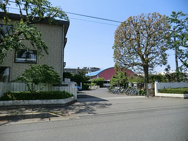 Primary school. It musashimurayama stand tenth 627m up to elementary school