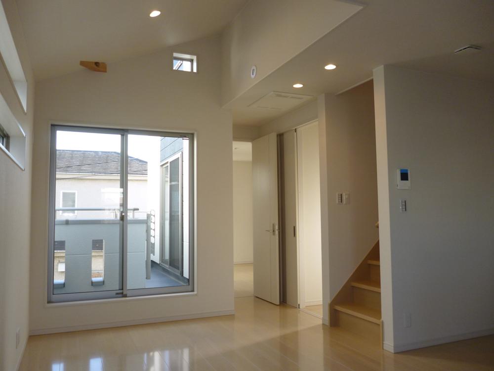 Living. LDK13.8 Pledge ・ Living-in stairs