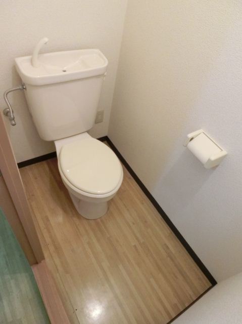 Toilet.  ☆ Toilet ☆