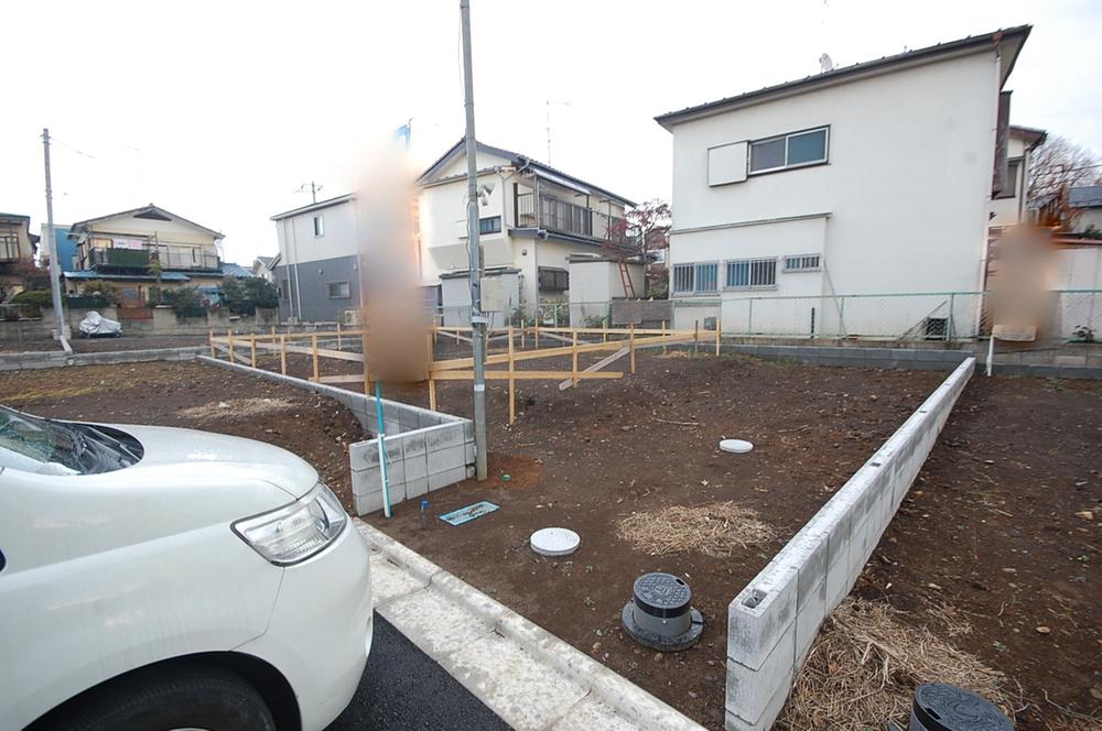 Local photos, including front road. Current state December shooting