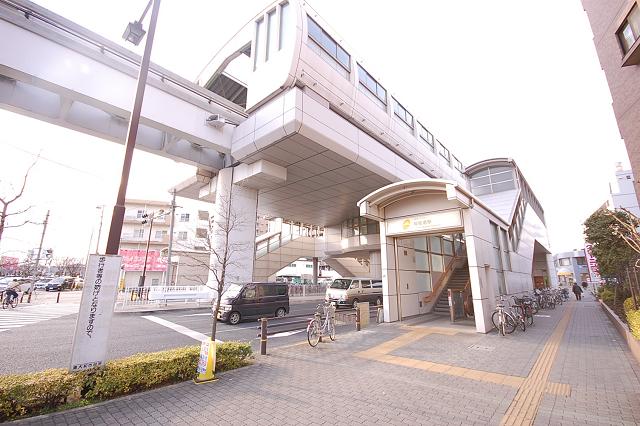 station. 300m to Tama city monorail Sakura Road Station