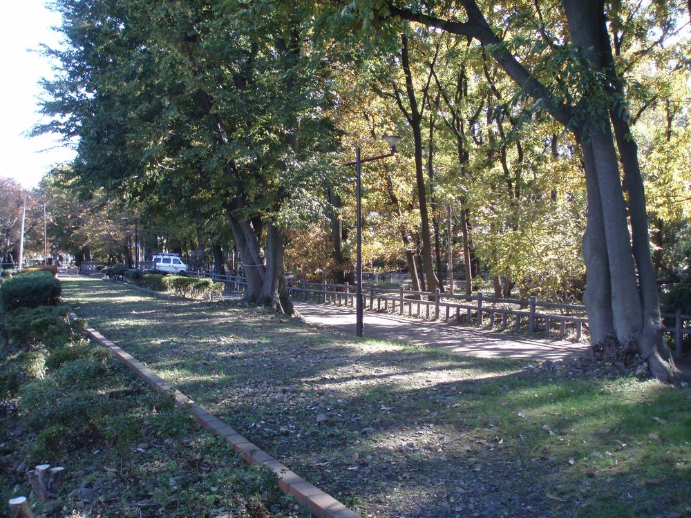 View photos from the dwelling unit. Environment is good all two buildings facing the boardwalk!