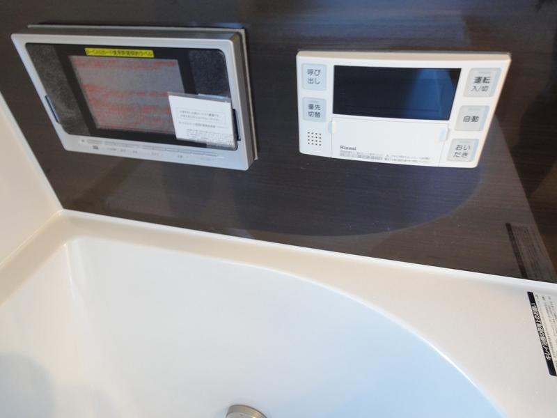 Bathroom. With bathroom TV (December 2013) Shooting