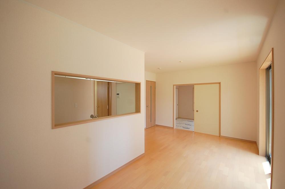 Same specifications photos (living). Example of construction