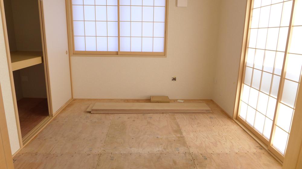 Other introspection. This is of 6 quires Japanese-style room.