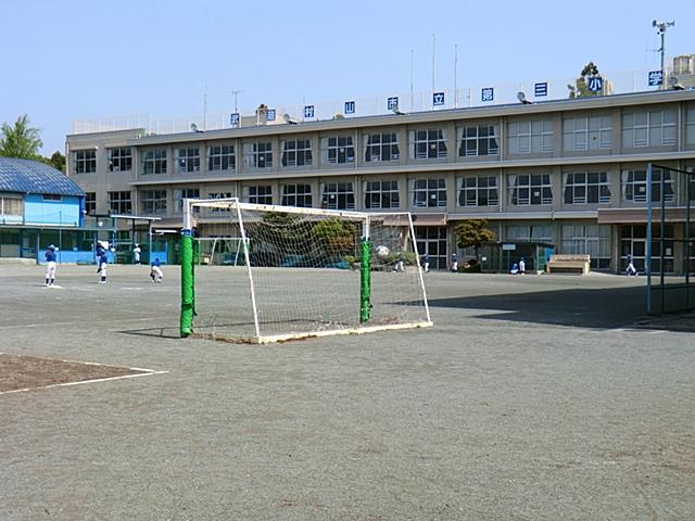 Primary school. Musashimurayama 800m stand up to the third elementary school